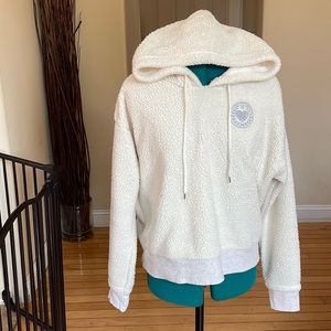 Victoria’s Secret puffs sweater